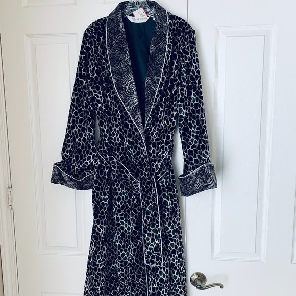 Vintage Victoria's Secret Robe Dressing Gown - Picture 4 of 13